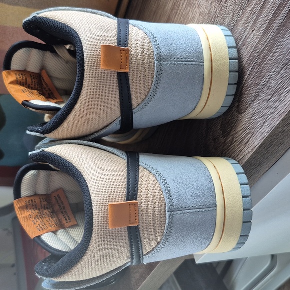 DUNKS - Picture 3 of 4